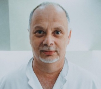 Владимир Хайкин: "Чаще всего люди сами знают, что у них болит и какое нужно лечение"