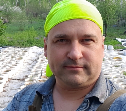 Экоактивист из Копейска открыл питомник, чтобы возродить леса на заброшенных шахтных полях