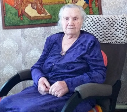 Сама топила печь, чтобы принять роды: акушерке из Челябинской области исполнился 101 год