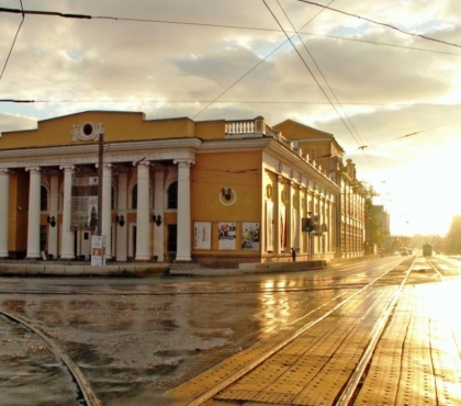 Под мостом у челябинской филармонии построят подземный переход