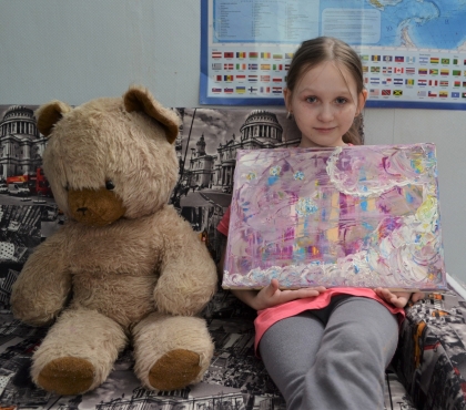 Лекарство от грусти: второклассница из Челябинска просит мастеров красоты бесплатно принять мам больных детей