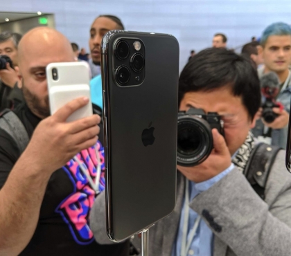 Челябинцы раскупили все iPhone 11 за 130 тысяч рублей в первые дни продаж
