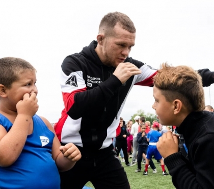 Звезда UFC Пётр Ян проведет в Челябинске мастер-класс