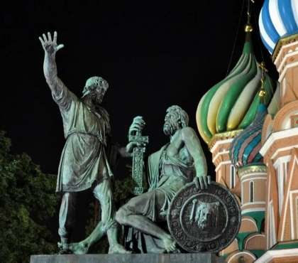 Понедельник — выходной: южноуральцев ждут трехдневные выходные