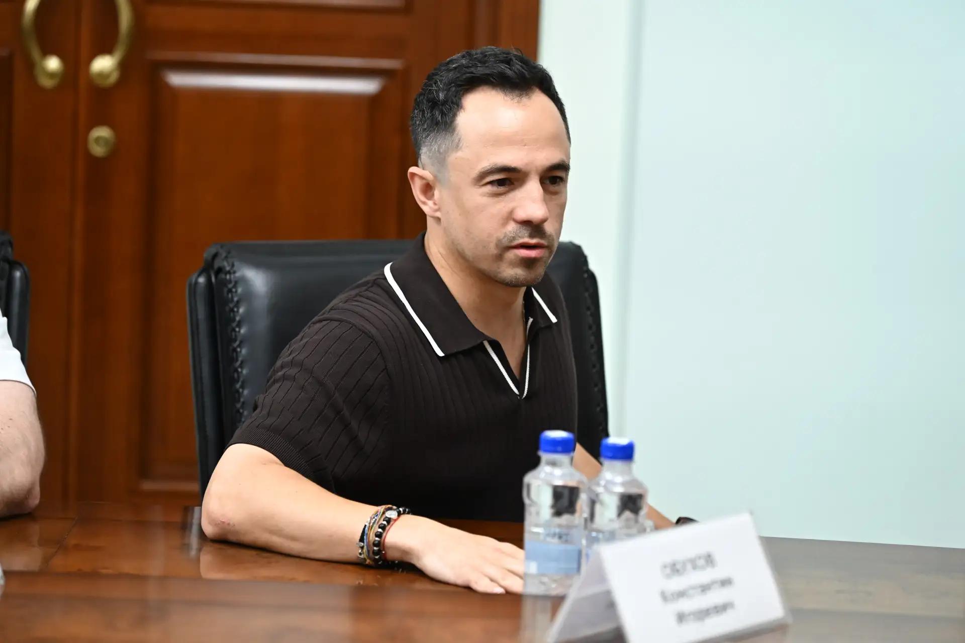 Константин Обухов
