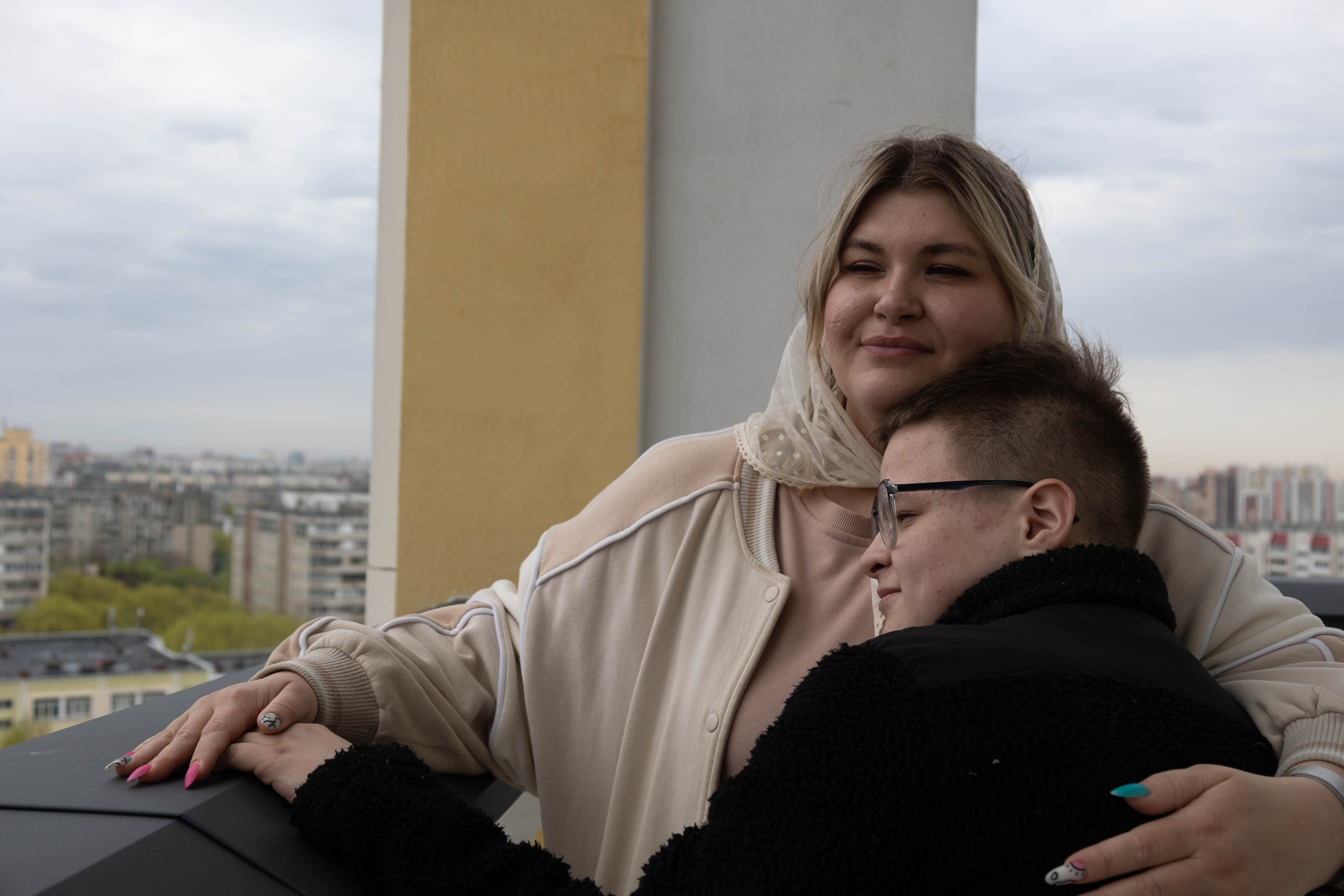 Маша со старшим сыном, Тимофеем, уже подростком